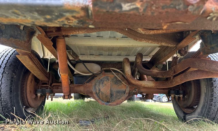 image for item OK9062 1988 Chevrolet C2500  pickup truck