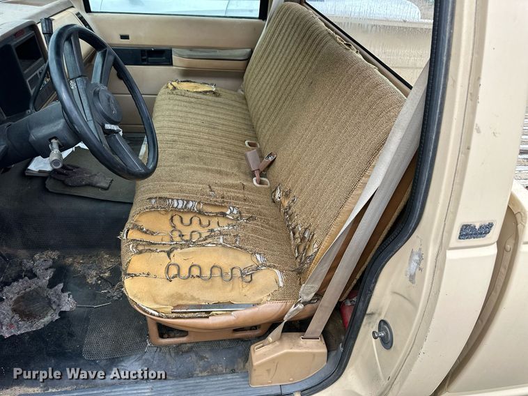 image for item OK9062 1988 Chevrolet C2500  pickup truck