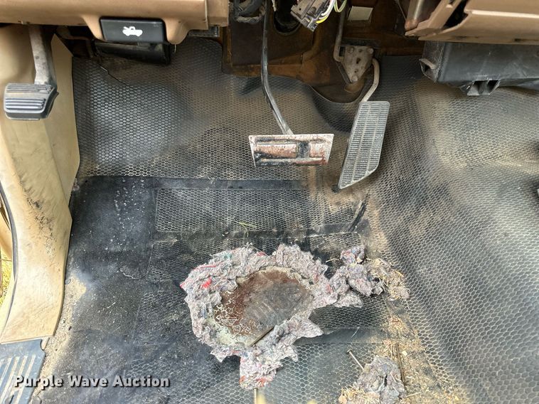 image for item OK9062 1988 Chevrolet C2500  pickup truck