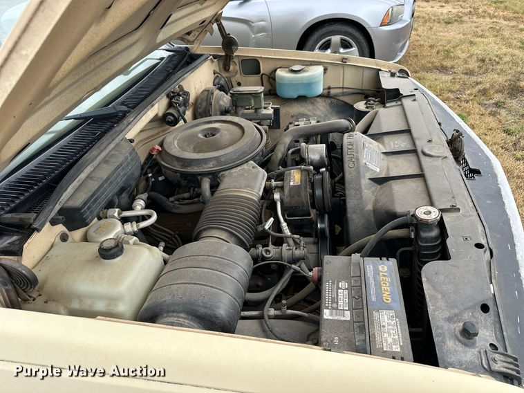 image for item OK9062 1988 Chevrolet C2500  pickup truck