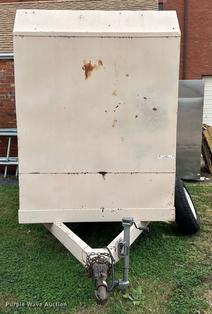 image for item OK9071 Enclosed cargo trailer