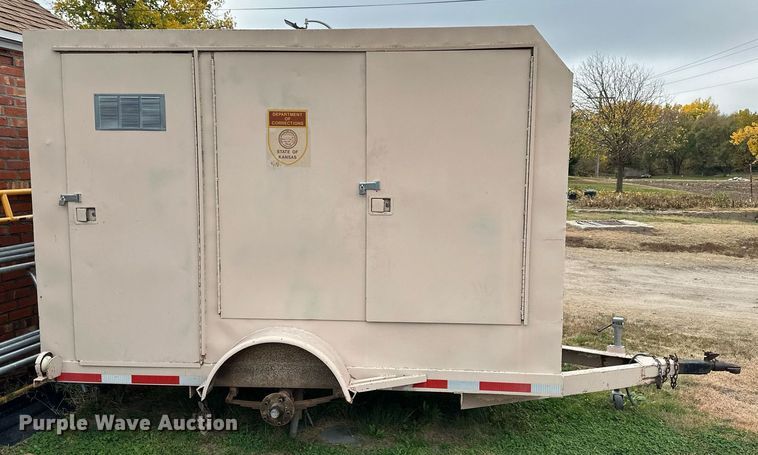 image for item OK9071 Enclosed cargo trailer