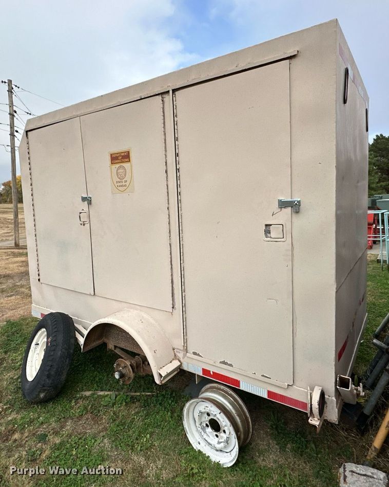 image for item OK9071 Enclosed cargo trailer