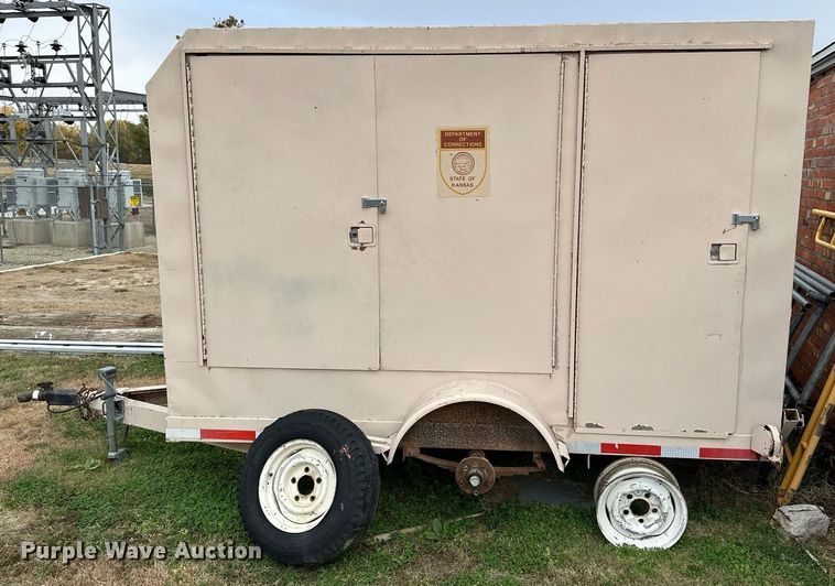 image for item OK9071 Enclosed cargo trailer