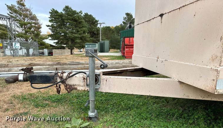 image for item OK9071 Enclosed cargo trailer