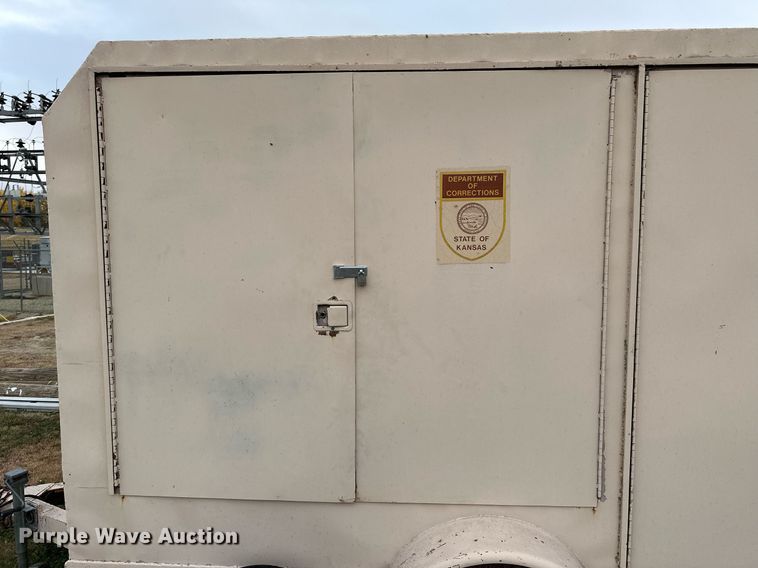 image for item OK9071 Enclosed cargo trailer