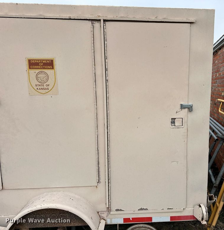 image for item OK9071 Enclosed cargo trailer