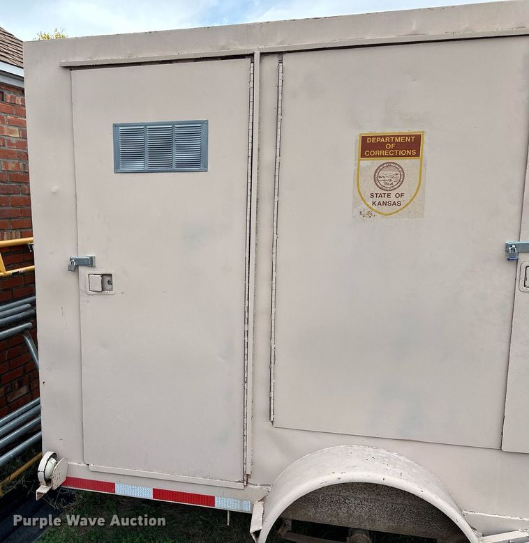 image for item OK9071 Enclosed cargo trailer