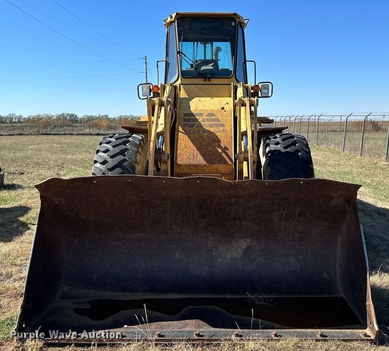 image for item OK9098 1990 Fiat-Allis FR15B Turbo  wheel loader