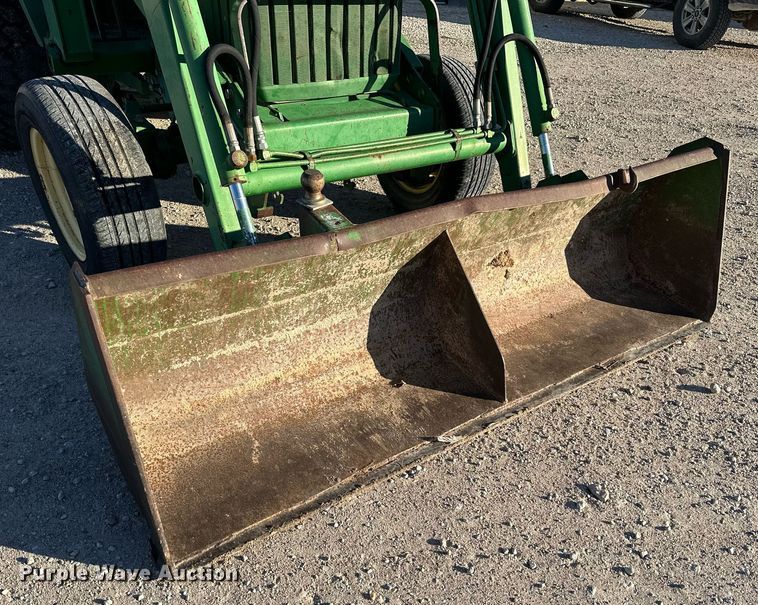 image for item OK9123 1995 John Deere 970  MFWD tractor