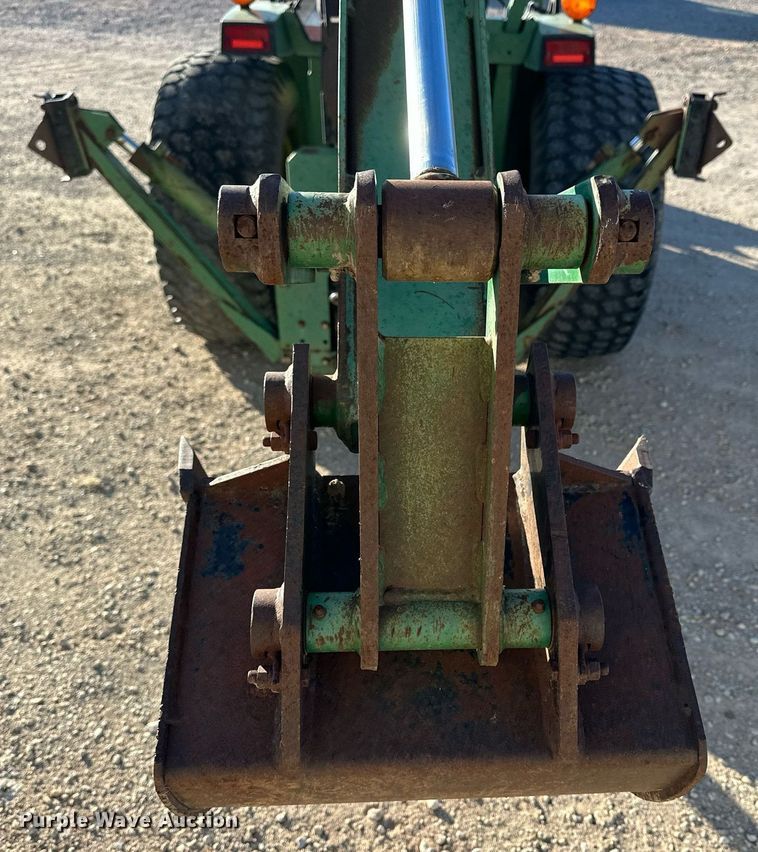 image for item OK9123 1995 John Deere 970  MFWD tractor