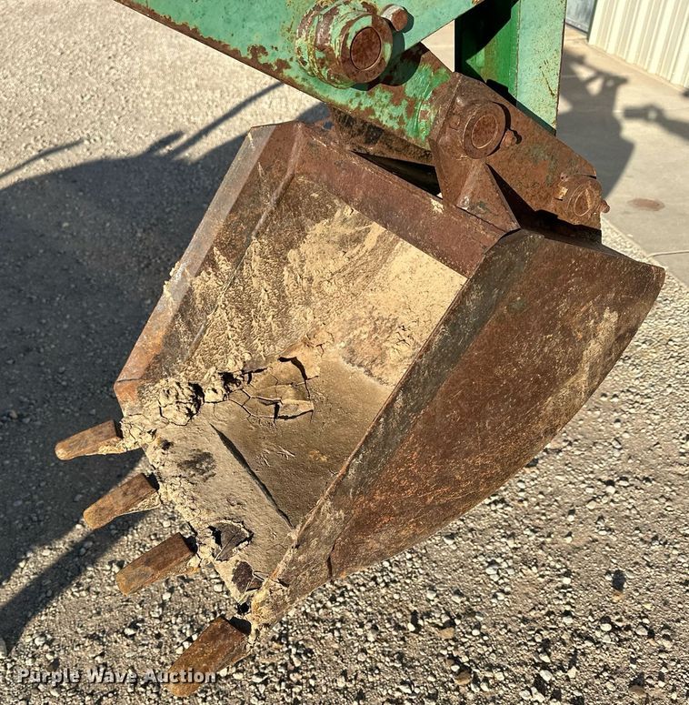 image for item OK9123 1995 John Deere 970  MFWD tractor