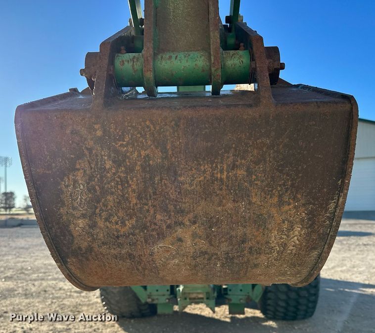 image for item OK9123 1995 John Deere 970  MFWD tractor