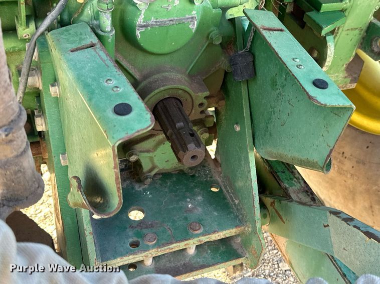 image for item OK9123 1995 John Deere 970  MFWD tractor