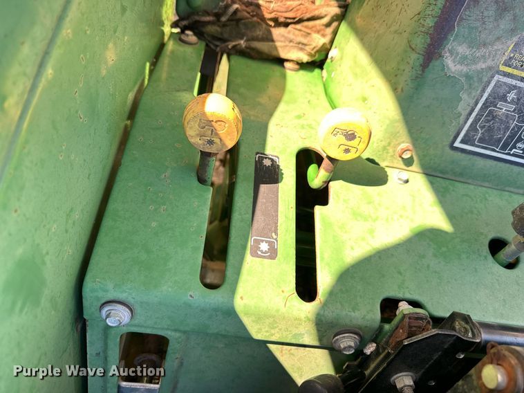 image for item OK9123 1995 John Deere 970  MFWD tractor