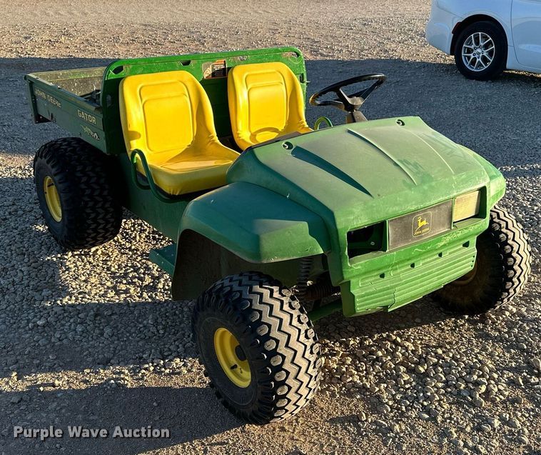 image for item OK9124 1999 John Deere Gator  utility vehicle