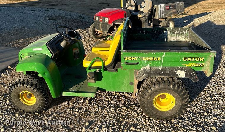 image for item OK9124 1999 John Deere Gator  utility vehicle