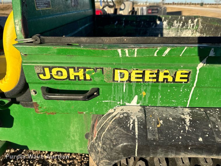 image for item OK9124 1999 John Deere Gator  utility vehicle