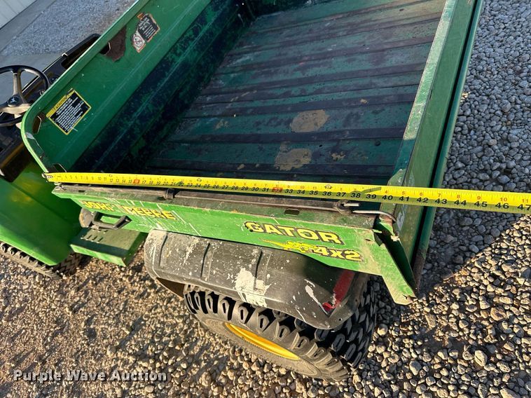 image for item OK9124 1999 John Deere Gator  utility vehicle