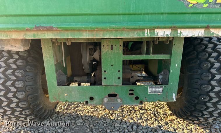 image for item OK9124 1999 John Deere Gator  utility vehicle