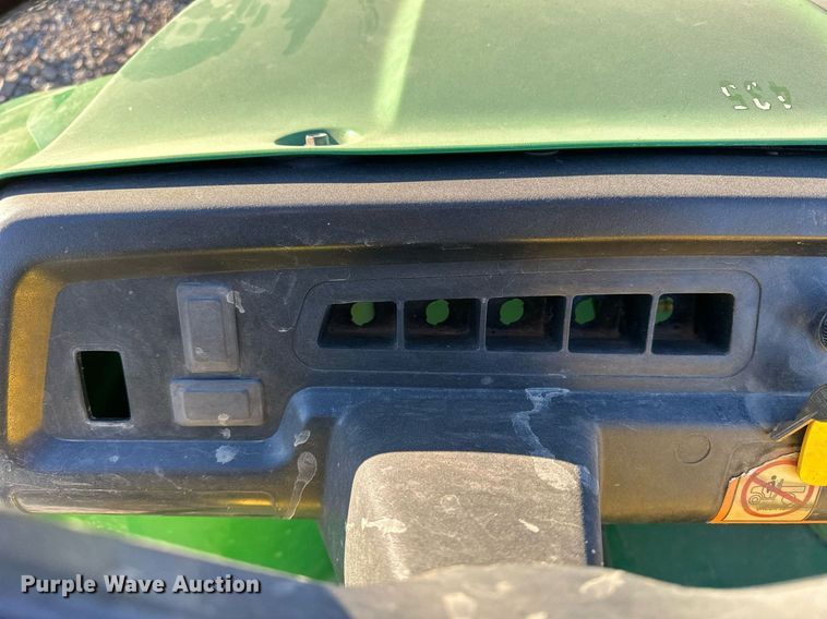 image for item OK9124 1999 John Deere Gator  utility vehicle