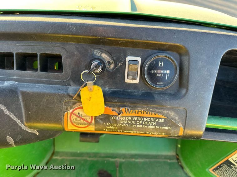 image for item OK9124 1999 John Deere Gator  utility vehicle