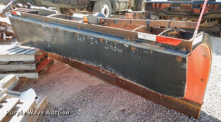 image for item OL9309 Flink 11' W snow plow 