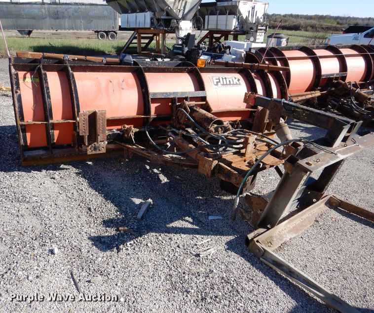 image for item OL9309 Flink 11' W snow plow 