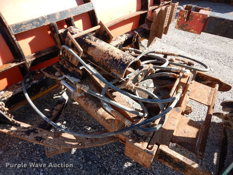 image for item OL9309 Flink 11' W snow plow 