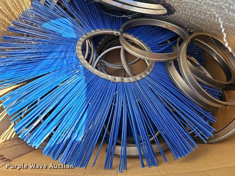 image for item OL9331 (55) broom bristles
