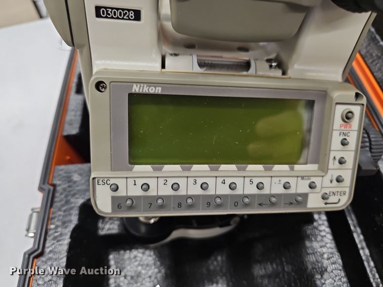 image for item OL9337 Nikon DTM820  grade laser