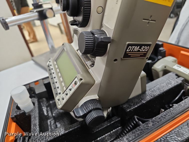 image for item OL9337 Nikon DTM820  grade laser