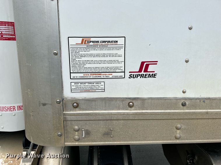 image for item DJ6336 2016 Peterbilt 330  box truck