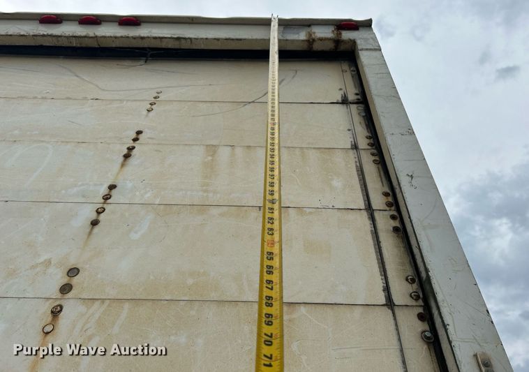 image for item DJ6336 2016 Peterbilt 330  box truck