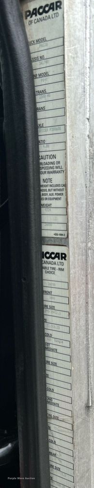 image for item DJ6336 2016 Peterbilt 330  box truck