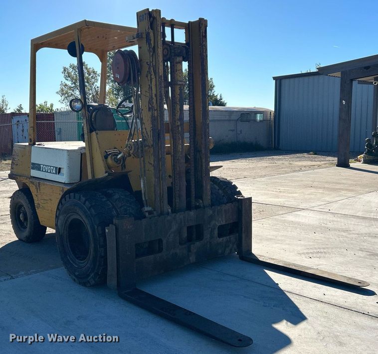 image for item DJ6354 Toyota 2FG35  forklift