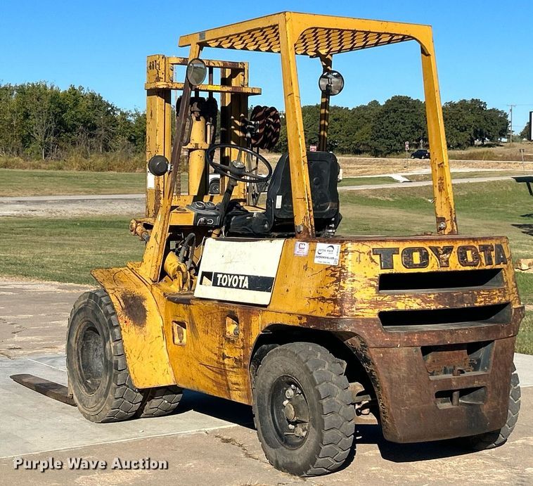 image for item DJ6354 Toyota 2FG35  forklift