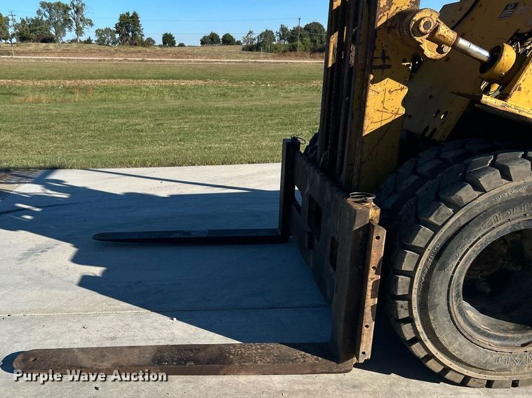 image for item DJ6354 Toyota 2FG35  forklift