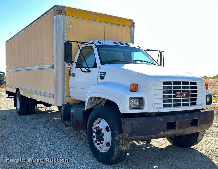 image for item DJ6381 1999 GMC C6500  box truck