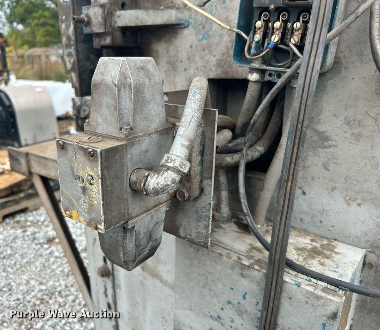 image for item DJ6395 Press brake