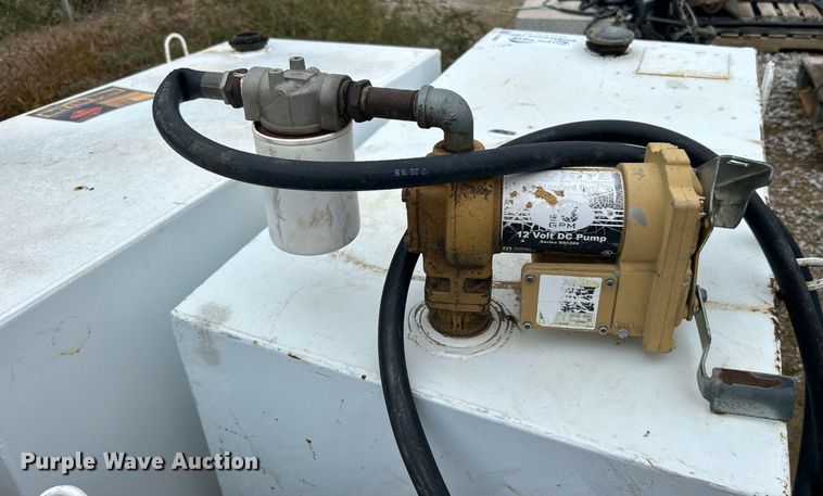 image for item DJ6400 (4) fuel tanks