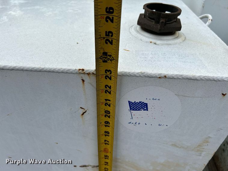 image for item DJ6400 (4) fuel tanks