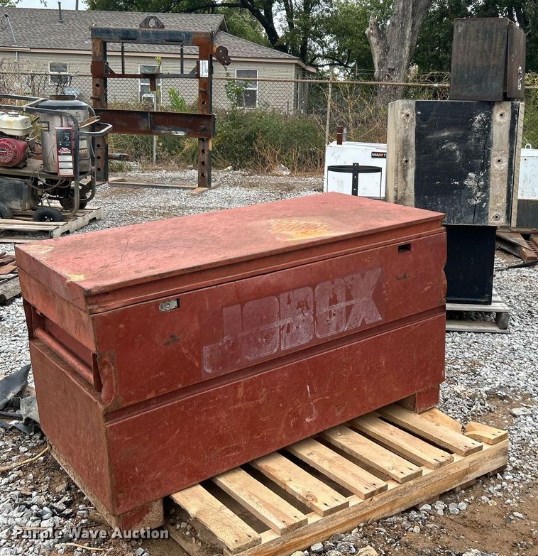 image for item DJ6402 (4) toolboxes