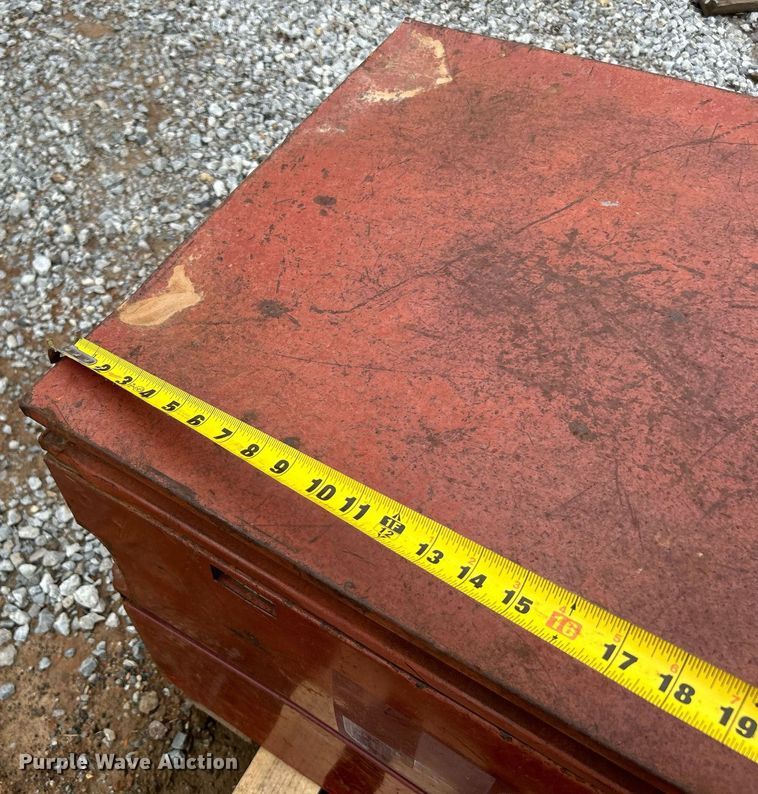 image for item DJ6402 (4) toolboxes