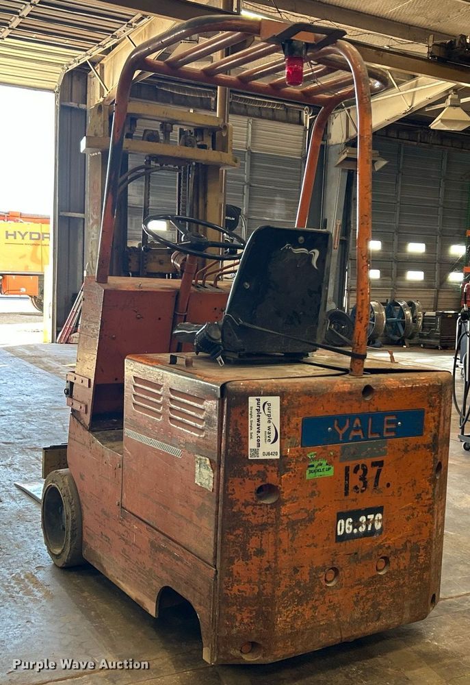 image for item DJ6420 2016 Yale K66C030G36  forklift