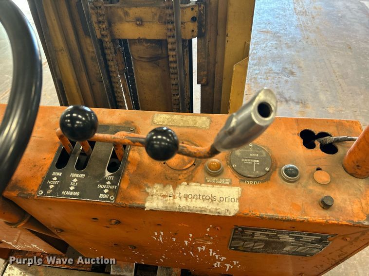 image for item DJ6420 2016 Yale K66C030G36  forklift