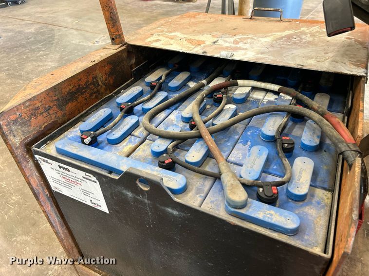 image for item DJ6420 2016 Yale K66C030G36  forklift