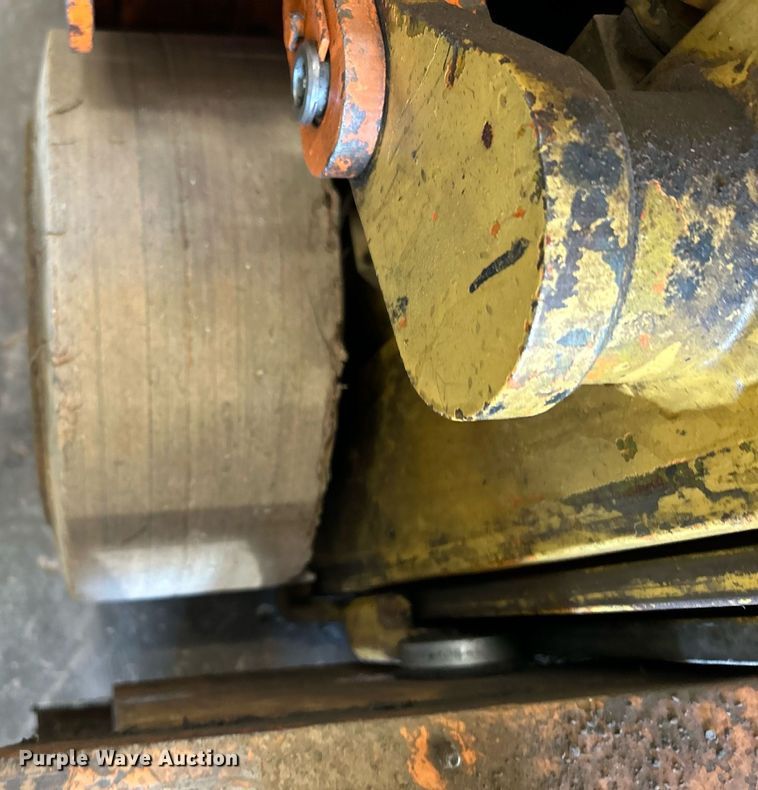 image for item DJ6420 2016 Yale K66C030G36  forklift