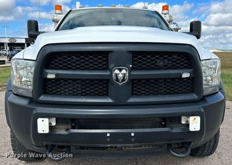 image for item DJ6427 2014 Dodge Ram 5500HD  flatbed truck