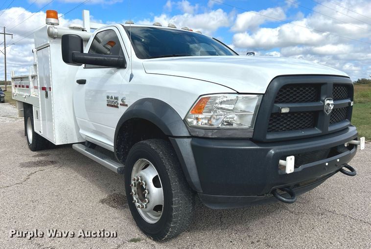 image for item DJ6427 2014 Dodge Ram 5500HD  flatbed truck